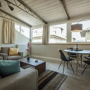  Appartamento Painter's Attic